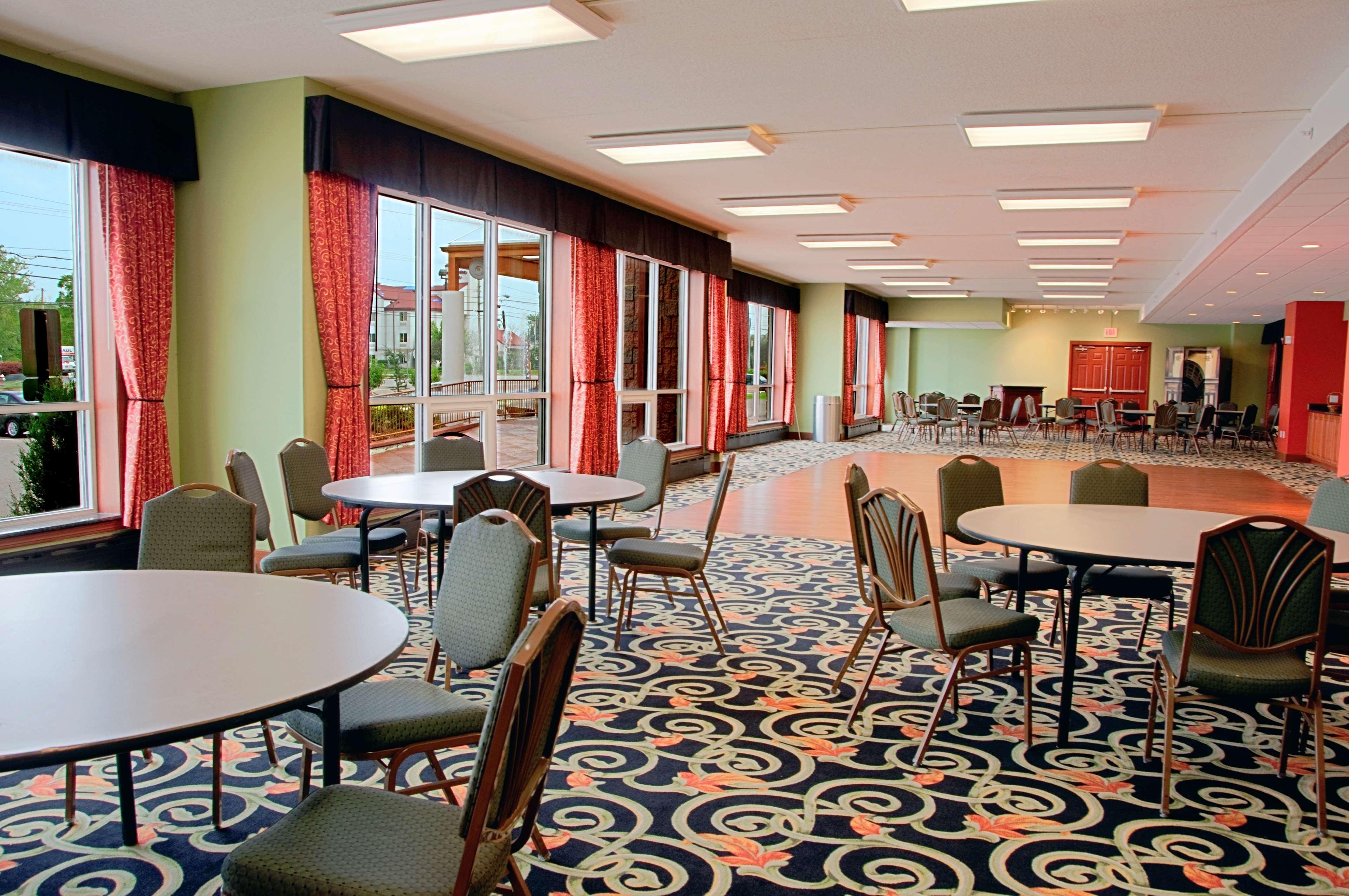 Best Western Plus Sandusky Hotel & Suites Zewnętrze zdjęcie